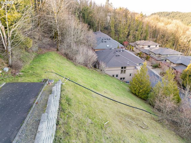 318 Nw SKYLINE Blvd 6, Portland, OR 97210