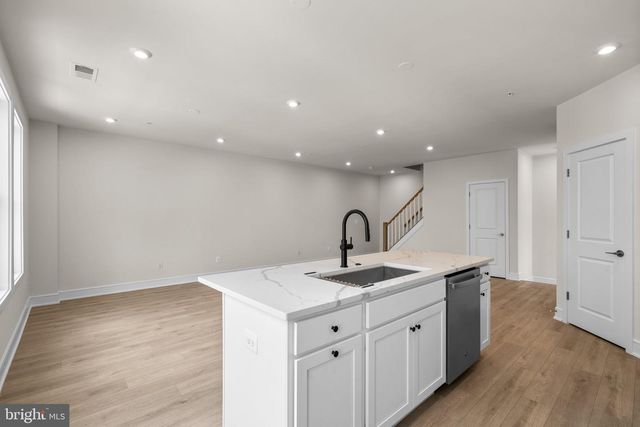 43497 FARRINGDON SQ, Broadlands, VA 20148