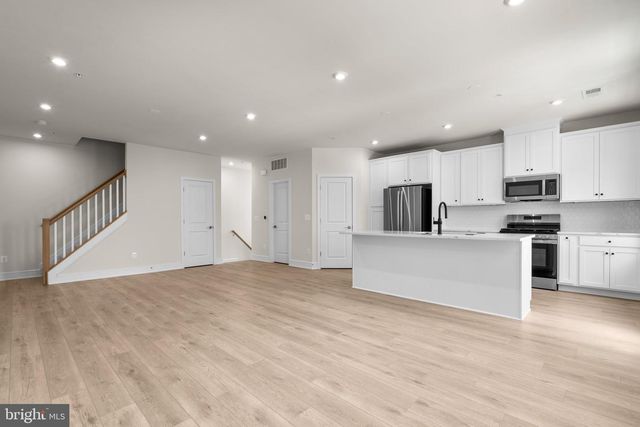 43497 FARRINGDON SQ, Broadlands, VA 20148