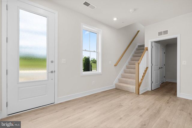 43497 FARRINGDON SQ, Broadlands, VA 20148