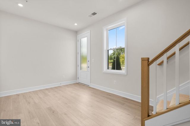 43497 FARRINGDON SQ, Broadlands, VA 20148