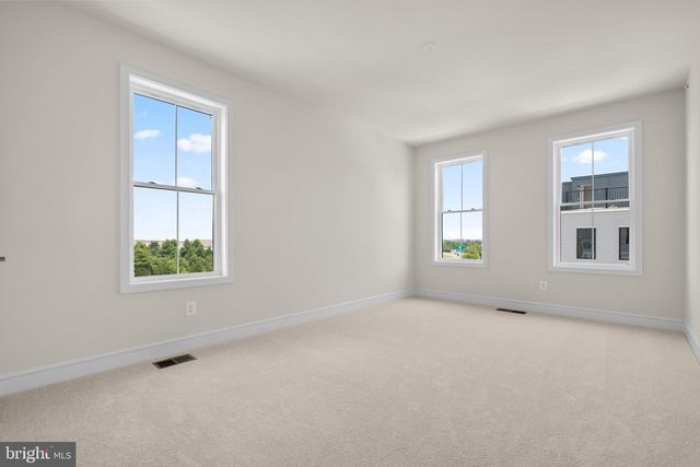 43497 FARRINGDON SQ, Broadlands, VA 20148