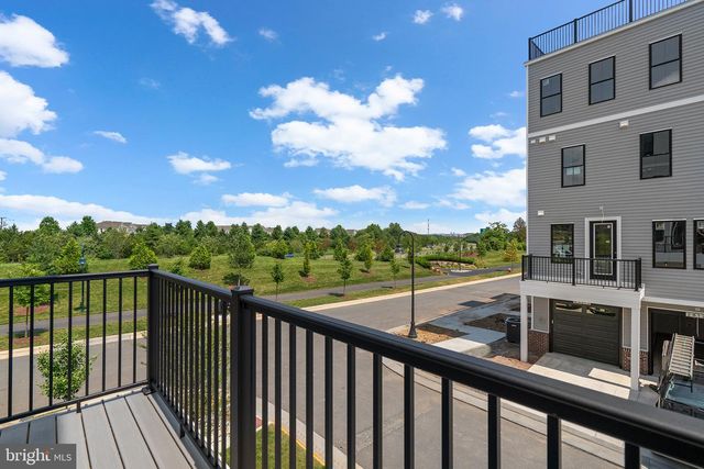 43497 FARRINGDON SQ, Broadlands, VA 20148