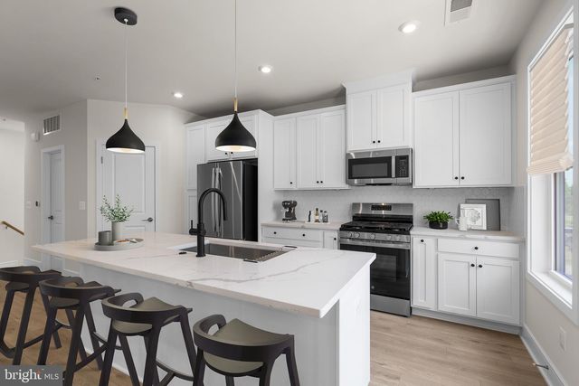 43497 FARRINGDON SQ, Broadlands, VA 20148