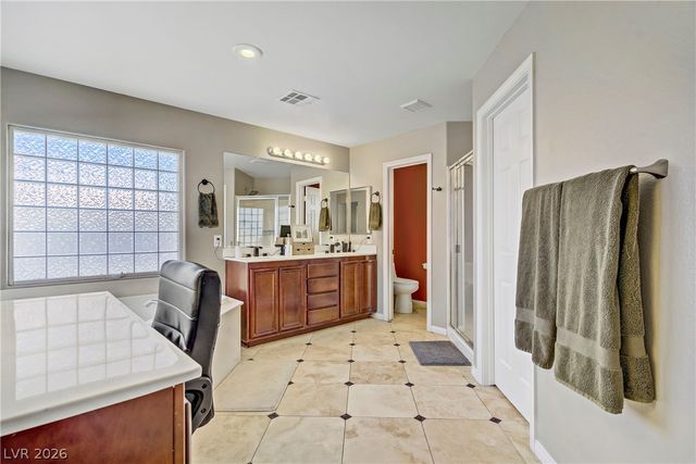 6908 Fox Sparrow Court, North Las Vegas, NV 89084