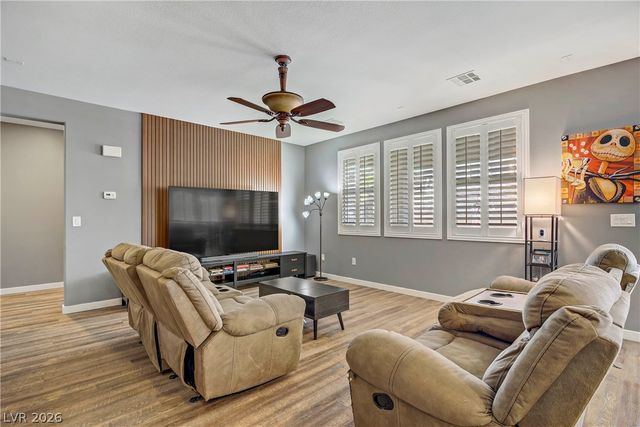 6908 Fox Sparrow Court, North Las Vegas, NV 89084