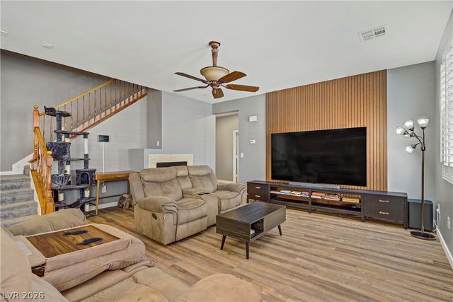 6908 Fox Sparrow Court, North Las Vegas, NV 89084