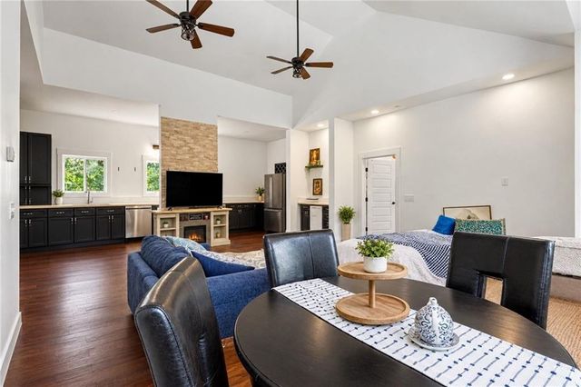 300 Pine Drive, Dahlonega, GA 30533