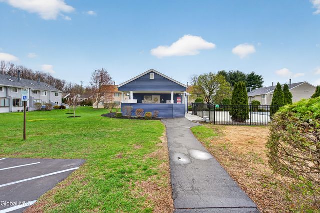 37 Preakness Way, Saratoga Springs, Outside, NY 12866