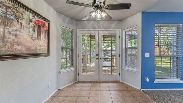 8 Northaven Street, Farmington, AR 72730