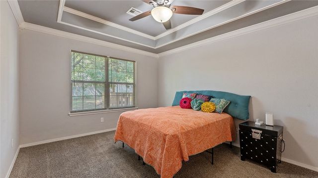 8 Northaven Street, Farmington, AR 72730