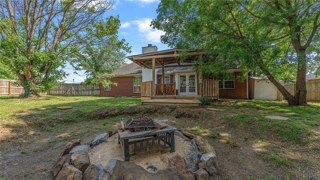 8 Northaven Street, Farmington, AR 72730