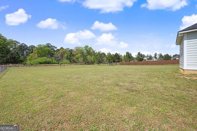 128 Scarlet Way, Leesburg, GA 31763