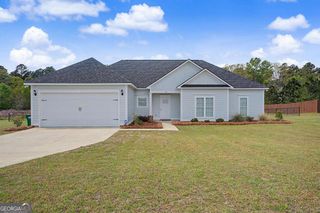 128 Scarlet Way, Leesburg, GA 31763