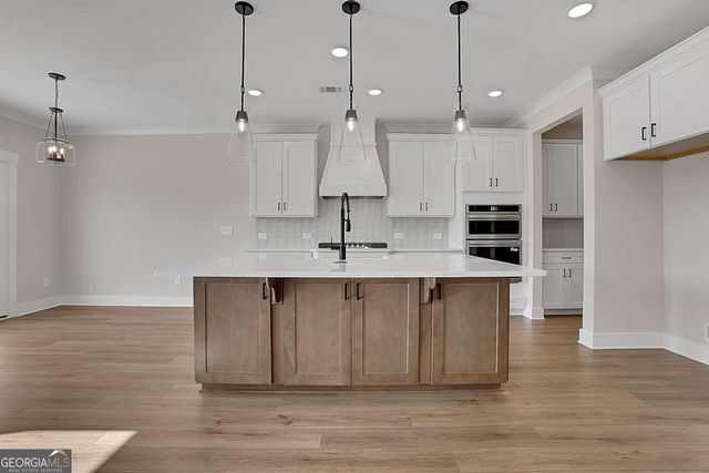 220 Coffee Lane, Hoschton, GA 30548