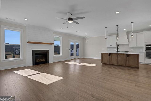 220 Coffee Lane, Hoschton, GA 30548