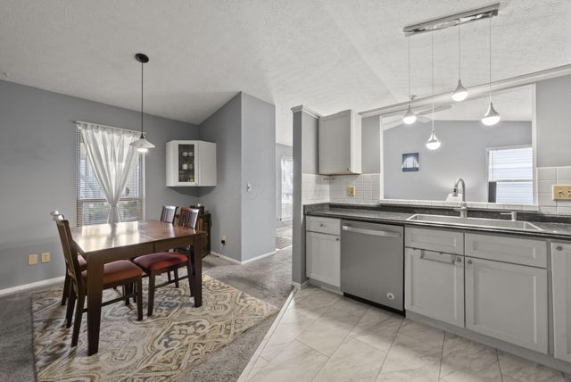 2456 Sanford Drive, Columbus, OH 43235