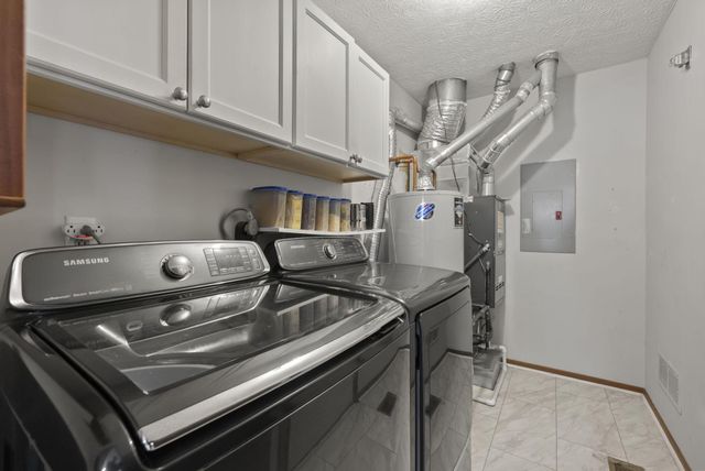 2456 Sanford Drive, Columbus, OH 43235