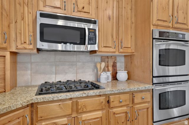 2035 E QUARTZRIDGE DR, Sandy, UT 84092