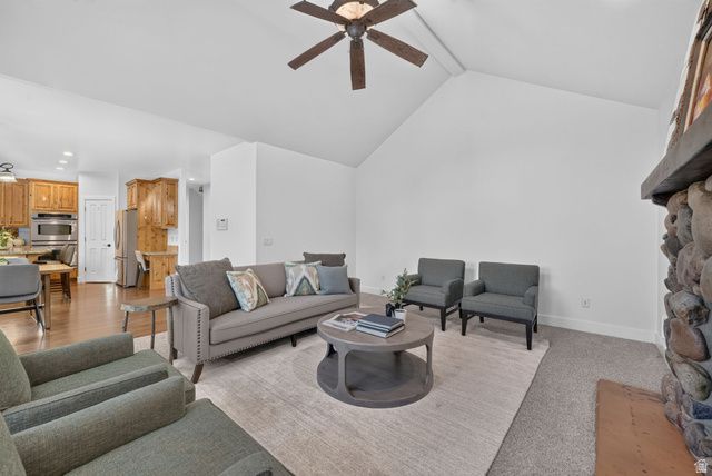 2035 E QUARTZRIDGE DR, Sandy, UT 84092