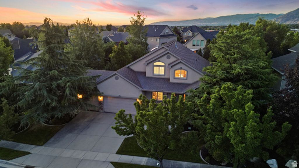 2035 E QUARTZRIDGE DR, Sandy, UT 84092