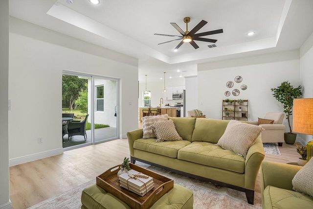 9355 100th Avenue, Vero Beach, FL 32967