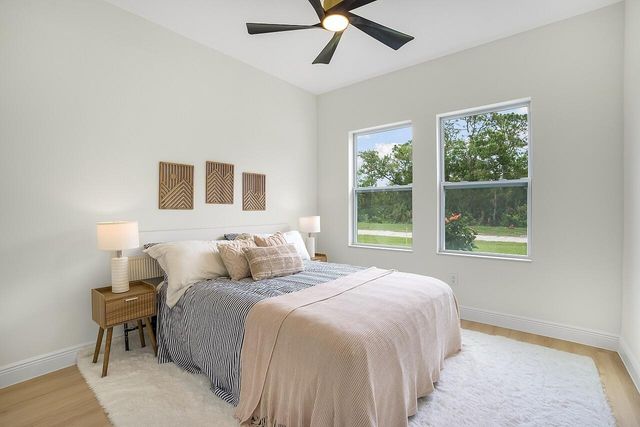 9355 100th Avenue, Vero Beach, FL 32967