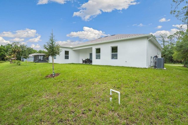 9355 100th Avenue, Vero Beach, FL 32967