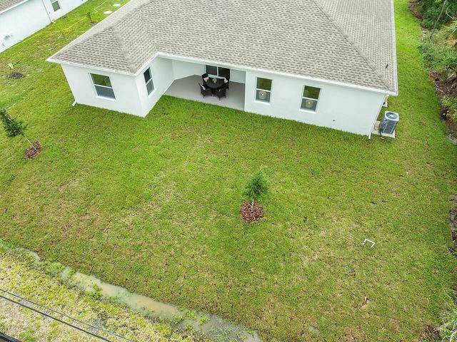 9355 100th Avenue, Vero Beach, FL 32967