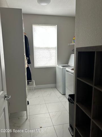 1616 NW Cataluna Circle, Port St. Lucie, FL 34986