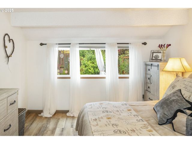 13065 Sw CARMEL St, Portland, OR 97224