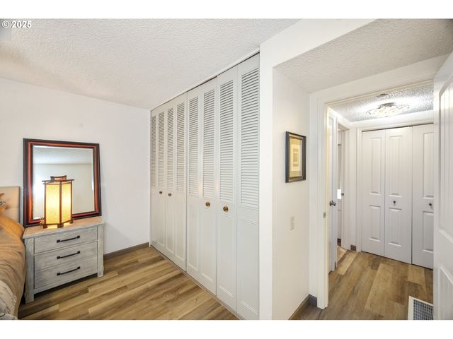 13065 Sw CARMEL St, Portland, OR 97224