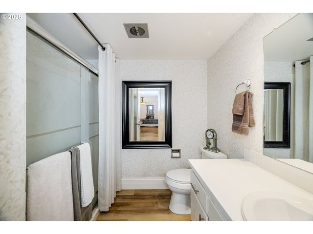 13065 Sw CARMEL St, Portland, OR 97224