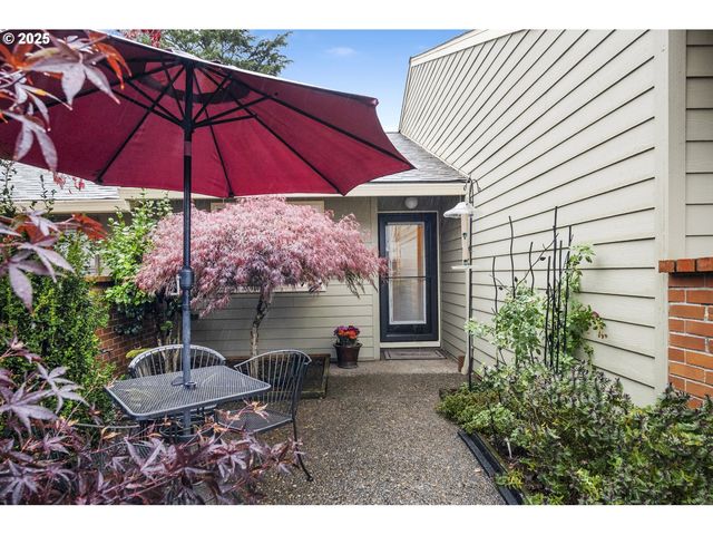 13065 Sw CARMEL St, Portland, OR 97224