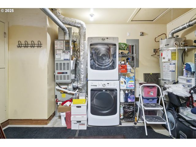 13065 Sw CARMEL St, Portland, OR 97224