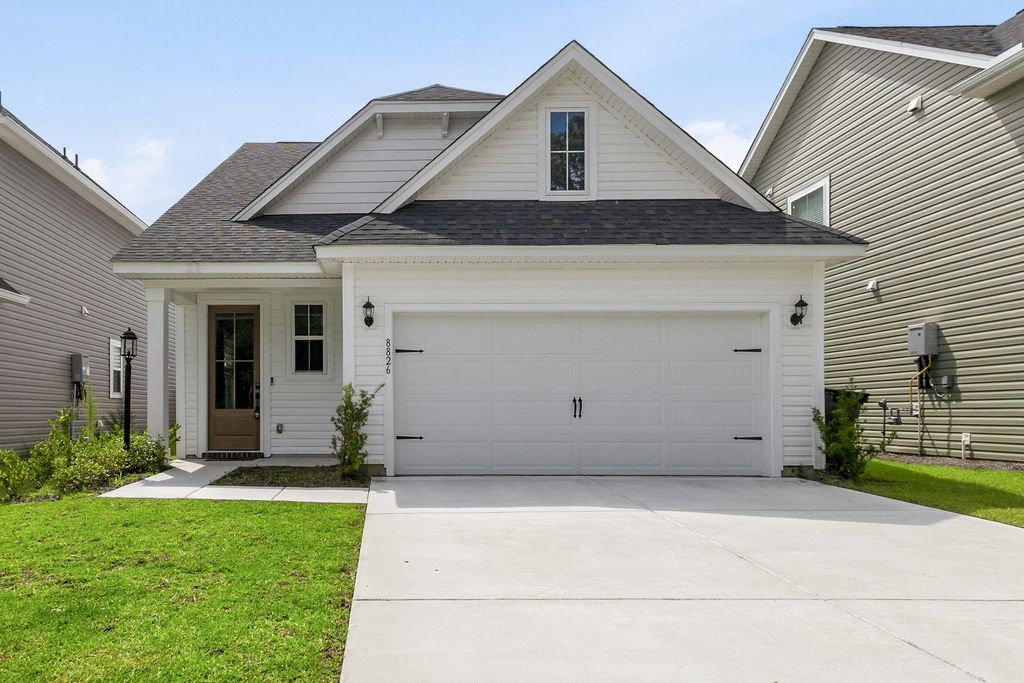 8826 Credence Drive, North Charleston, SC 29420