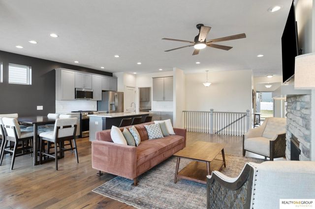 11616 Shepard Street, Papillion, NE 68046