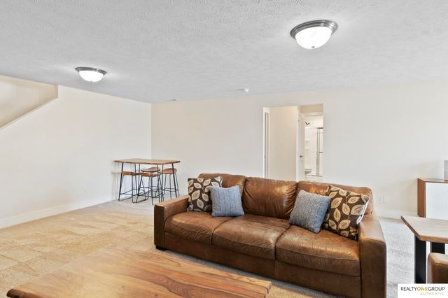 11616 Shepard Street, Papillion, NE 68046