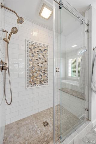 14812 Brook Hill Drive, Chesterfield, MO 63017