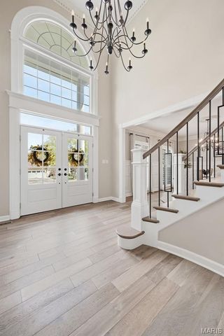 14812 Brook Hill Drive, Chesterfield, MO 63017