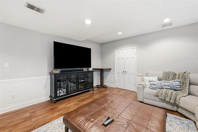 14812 Brook Hill Drive, Chesterfield, MO 63017