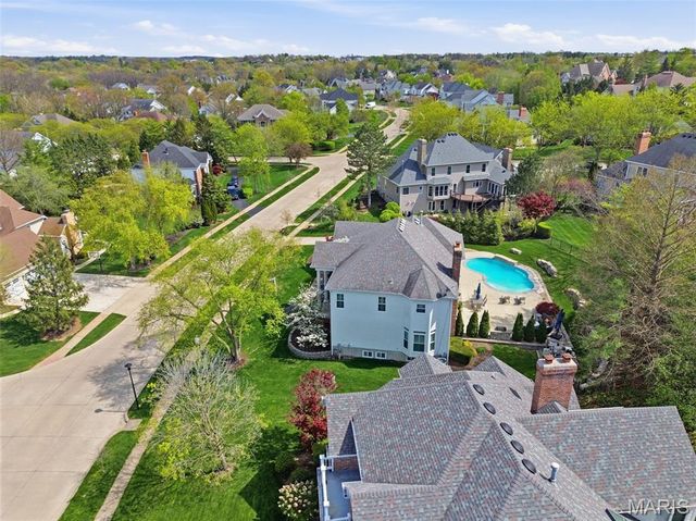 14812 Brook Hill Drive, Chesterfield, MO 63017