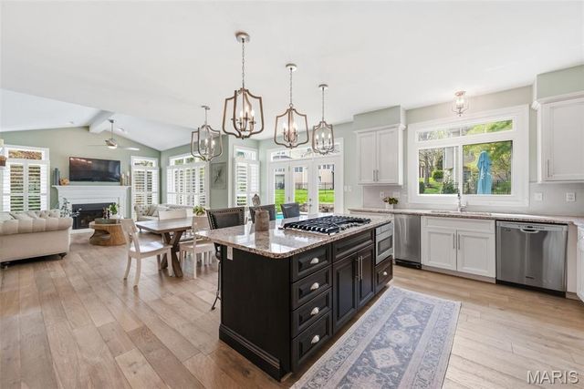 14812 Brook Hill Drive, Chesterfield, MO 63017