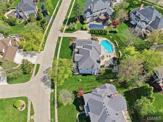 14812 Brook Hill Drive, Chesterfield, MO 63017