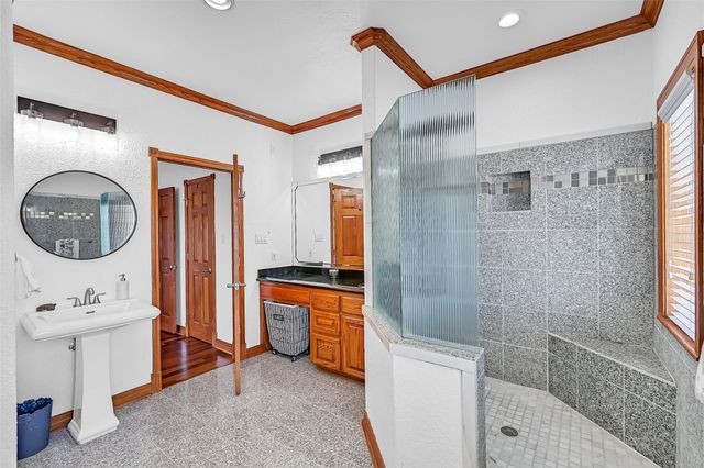 12836 E Madrid Road, Galveston, TX 77554