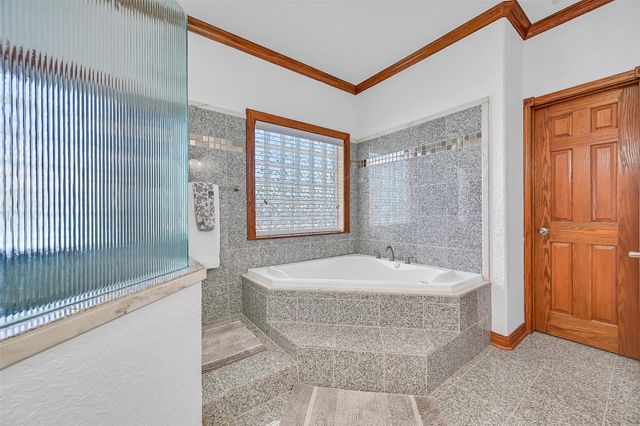 12836 E Madrid Road, Galveston, TX 77554