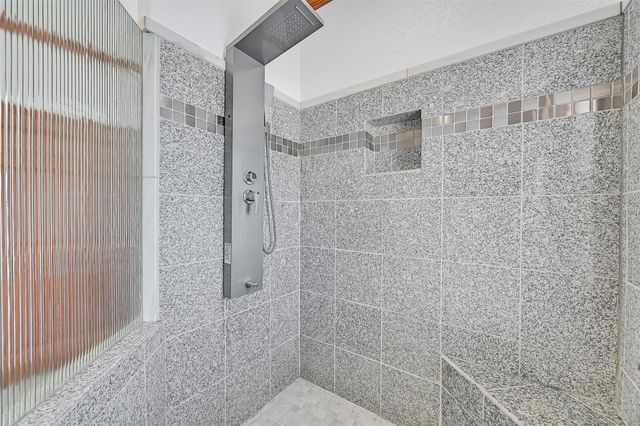 12836 E Madrid Road, Galveston, TX 77554