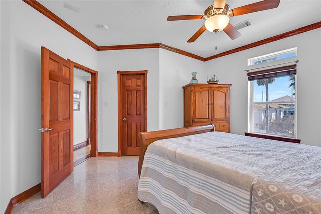 12836 E Madrid Road, Galveston, TX 77554