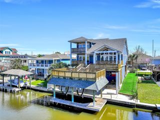 12836 E Madrid Road, Galveston, TX 77554