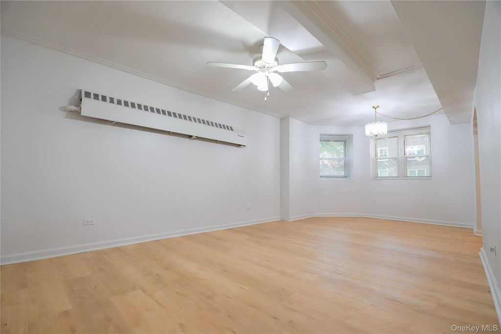 141-34 79th Avenue A, Kew Garden Hills, NY 11367 — photo 4